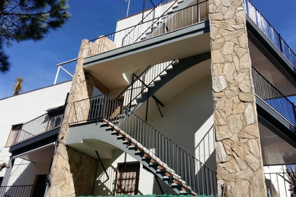 Apartamento Al Lado De La Playa Con Parking Y Jardin Platja d'Aro Dış mekan fotoğraf